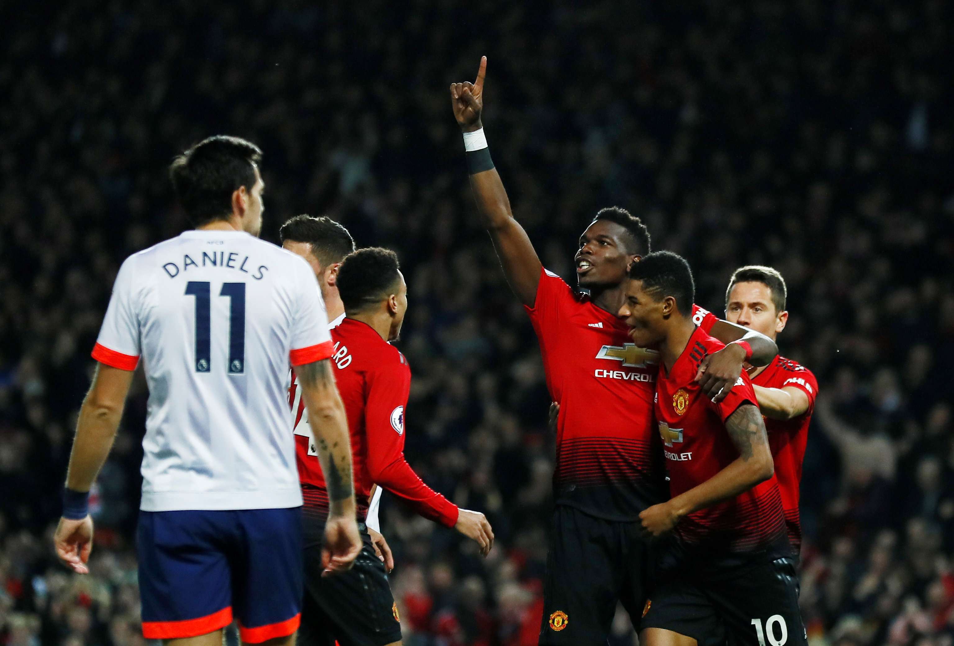 趋于保守 趋于保守